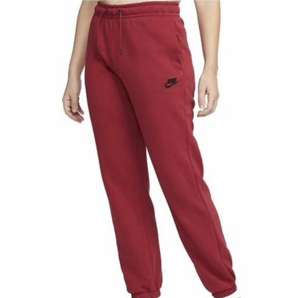 Nike sportswear women's wine colored fleece sweatpants jogger size m